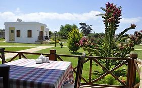 Villa Lembos Hotel Karpaz