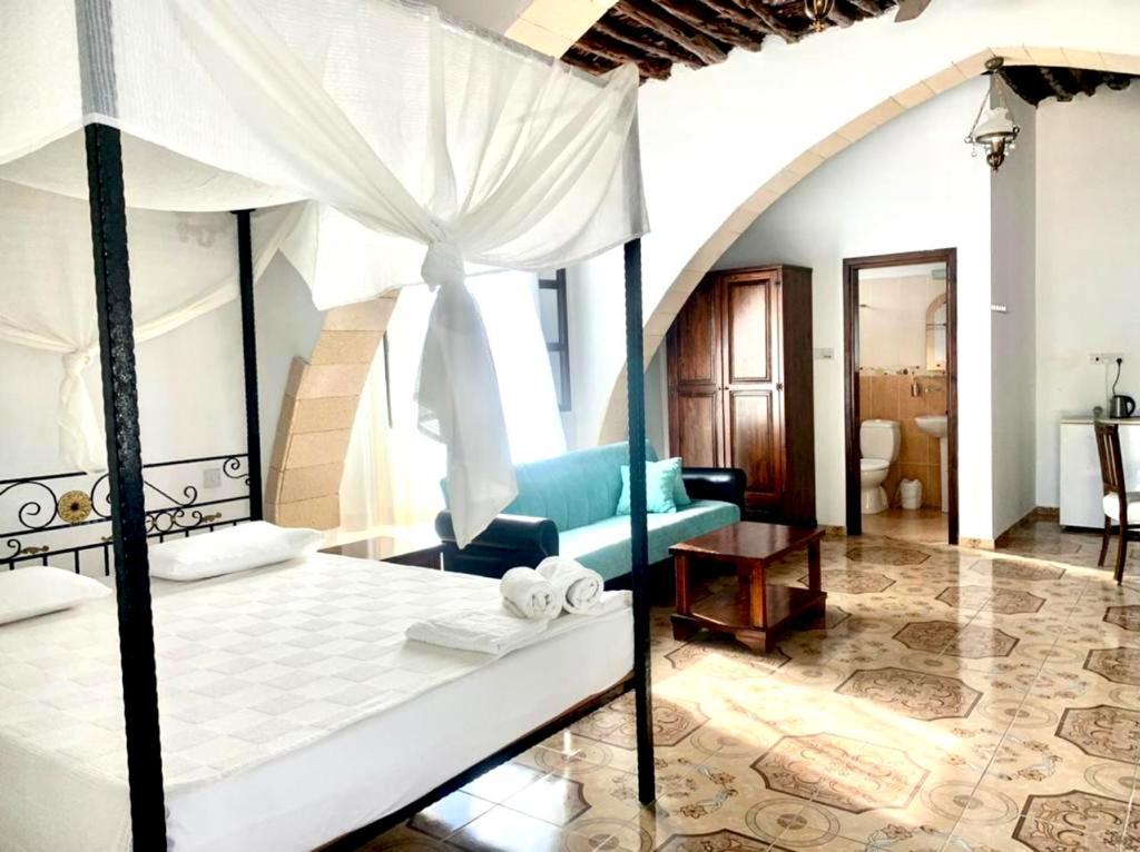 Villa Lembos Hotel Karpaz Rizokarpaso Dış mekan fotoğraf